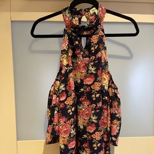 Monteau Cold Shoulder Floral Top